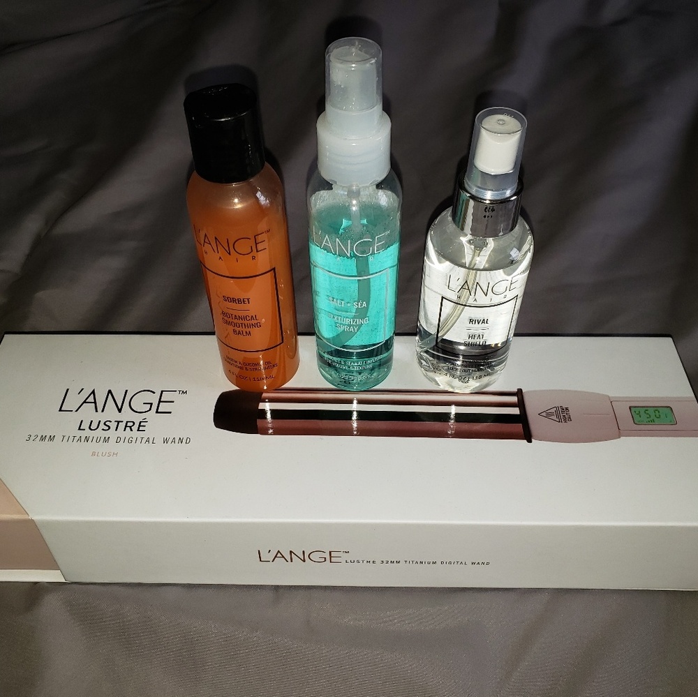 Lange titanium curling wand plus accessories